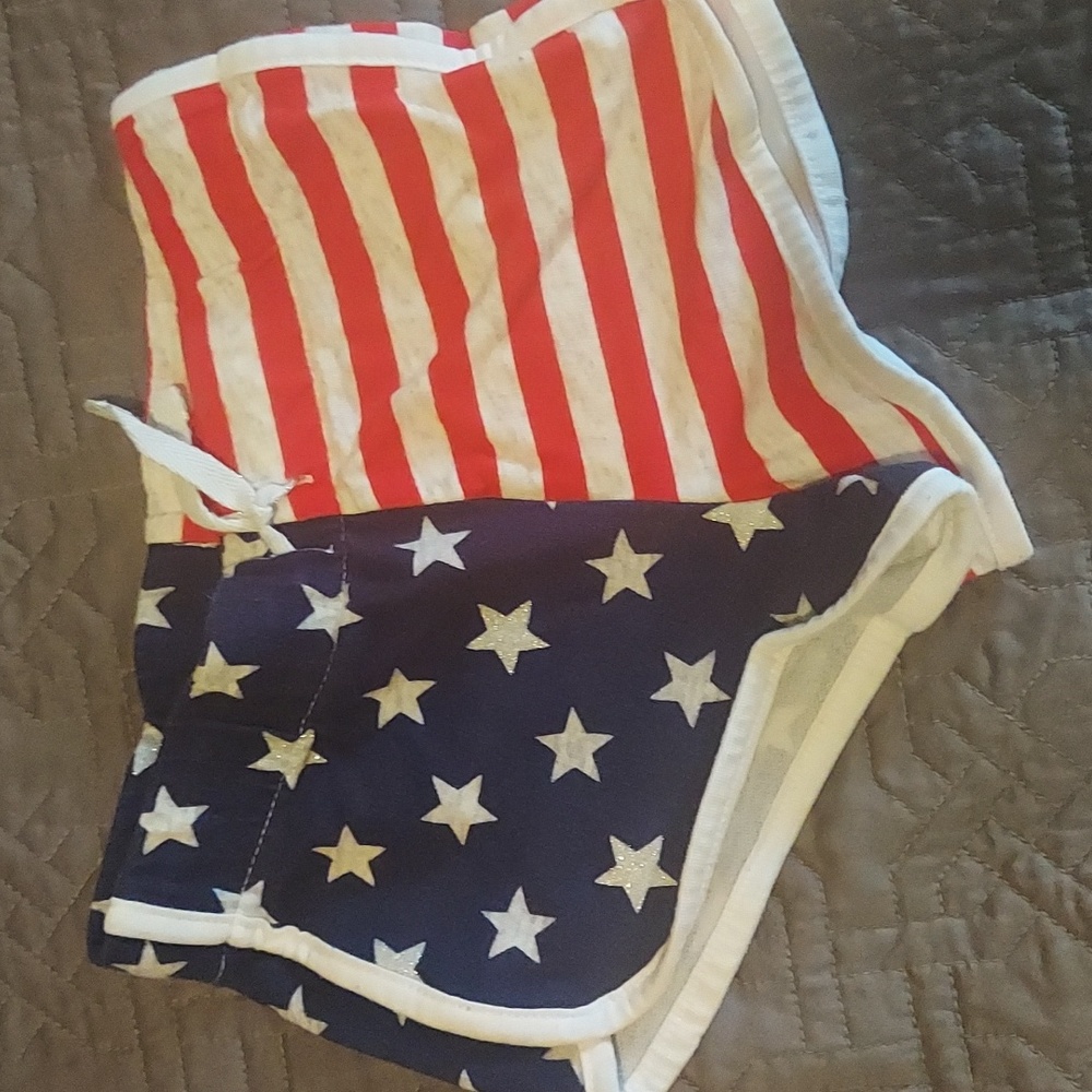 Oshkosh American flag shorts